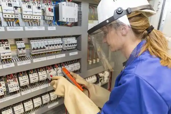 electrician Romoland